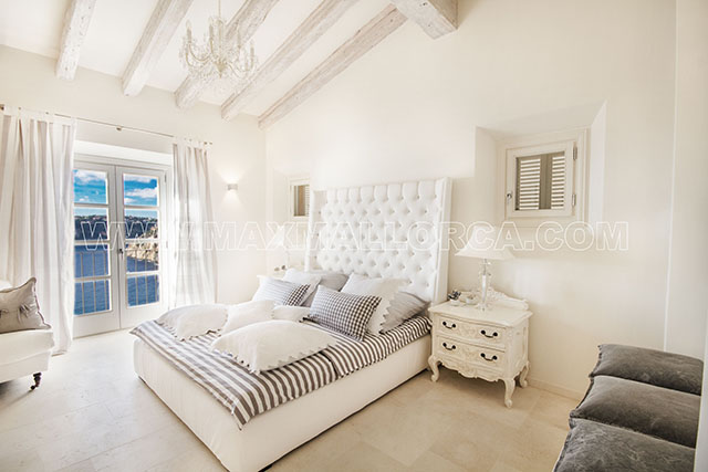 villa_riviera_maison_mallorca_lambert_loewe_bose_puerto andratx_mallorca_cala_llamp_gran_folies_beach_www.maxmallorca.com_max_mallorca_copyright_27.jpg